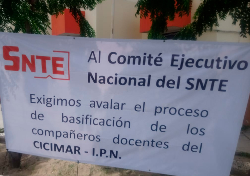 SNTE La Paz Huelga